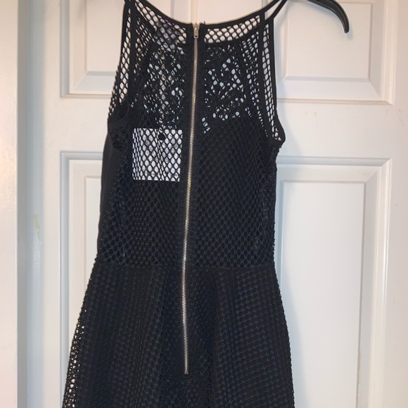 Dress - Picture 4 of 4